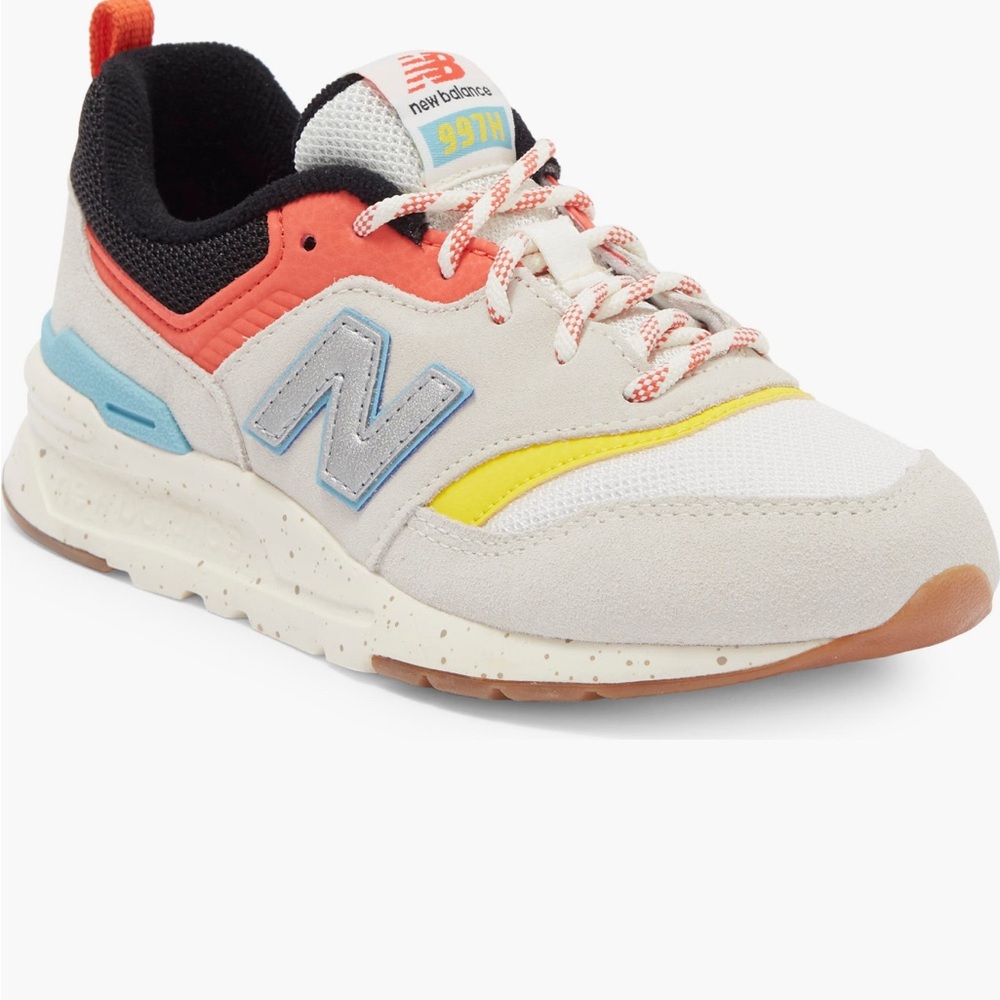 Gently worn - New Balance Kids' 997H Sneakers - Red, Blue, Yellow, Gray size 2